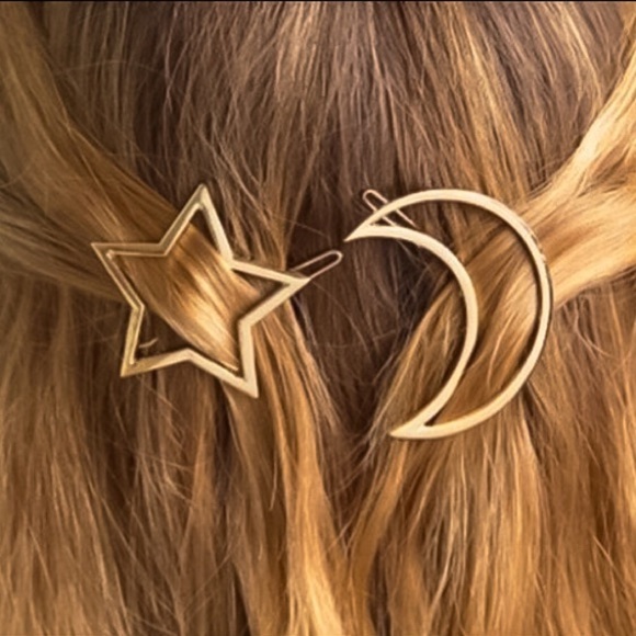 ⚜️[𝟯/$𝟭𝟴]⚜️Star Shaped Simple Barrette NEW - Picture 9 of 12